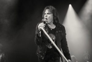 Metalinside.ch - Europe - Black Star Riders - Z7 Pratteln - Foto Liane